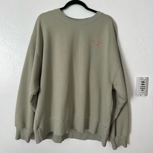 Aritzia TNA Boyfriend Crew